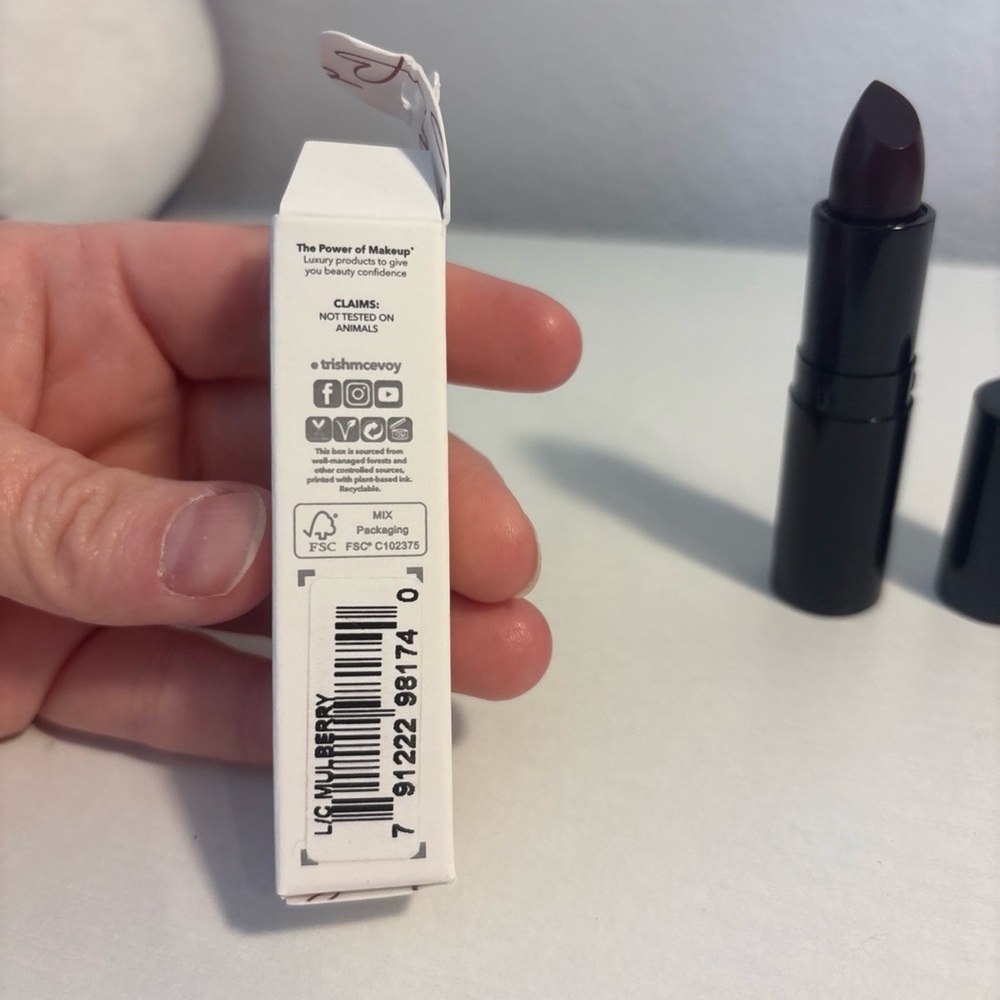 Trish McEvoy Sheer Lip Colour in Mulberry 3.5g FULL SIZE - Picture 5 of 7